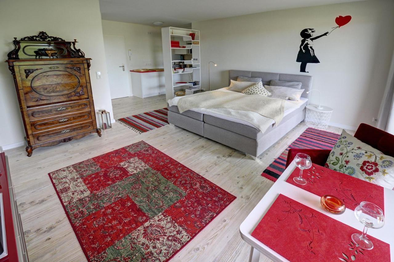 Fewo1846 - Flensview - Komfortables Studioapartment Mit Balkon Und Hafenblick Flensburg Luaran gambar