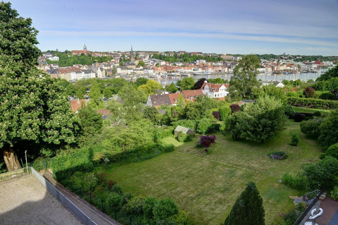 Fewo1846 - Flensview - Komfortables Studioapartment Mit Balkon Und Hafenblick Flensburg Luaran gambar
